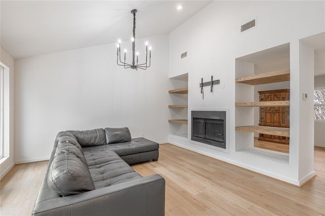 1505 Wimbledon Drive, Huntsville, TX 77340