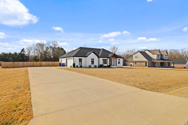 55 Mckaskle Cv, Greenbrier, AR 72058