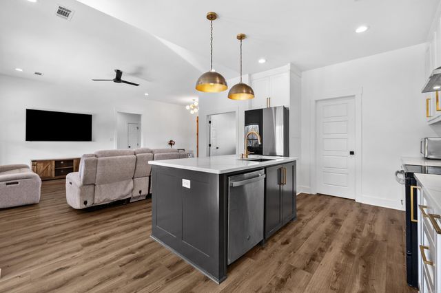 55 Mckaskle Cv, Greenbrier, AR 72058