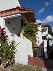 7525 SW 153rd Pl 206-11, Miami, FL 33193