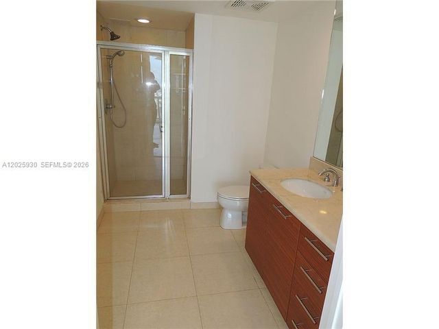 50 Biscayne Blvd 2105, Miami, FL 33132