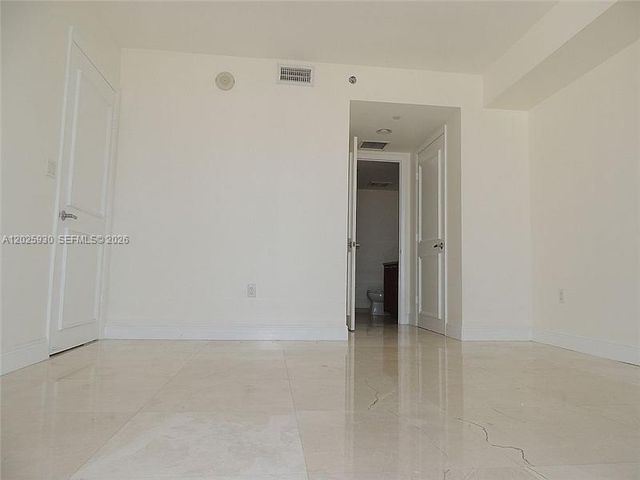 50 Biscayne Blvd 2105, Miami, FL 33132