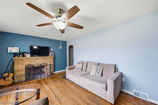 1528 Maryland Avenue, Lorain, OH 44052