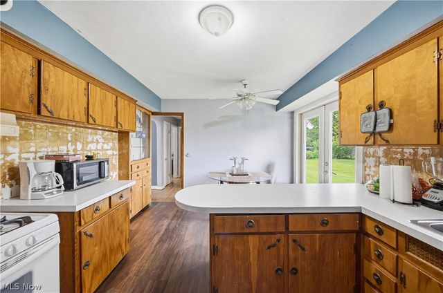 1528 Maryland Avenue, Lorain, OH 44052