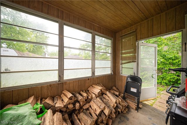 1528 Maryland Avenue, Lorain, OH 44052