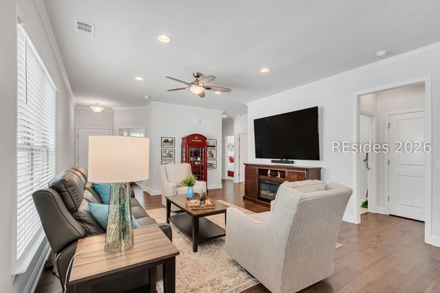 321 Turnberry Woods Dr, Bluffton, SC 29909