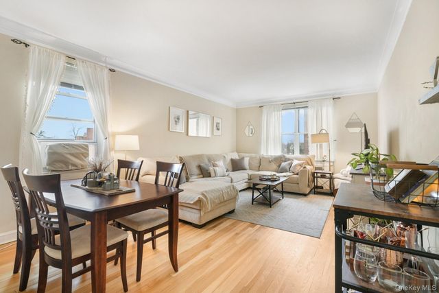 90 Bryant Avenue 5B - Forrest, White Plains, NY 10605