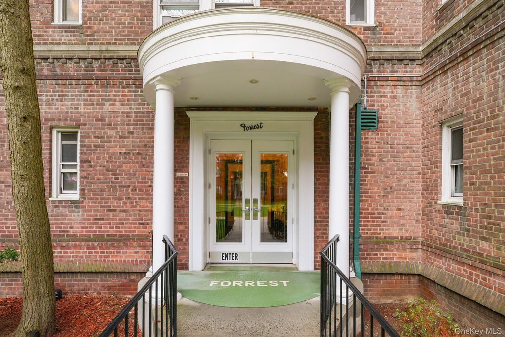 90 Bryant Avenue 5B - Forrest, White Plains, NY 10605