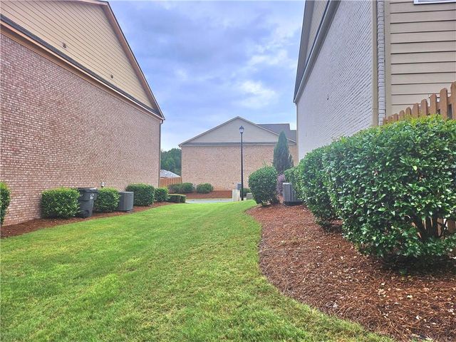 2712 Beynon Lane, Suwanee, GA 30024