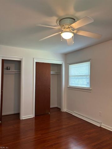 3 Jordan DR, Newport News, VA 23606