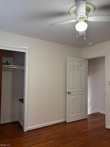 3 Jordan DR, Newport News, VA 23606