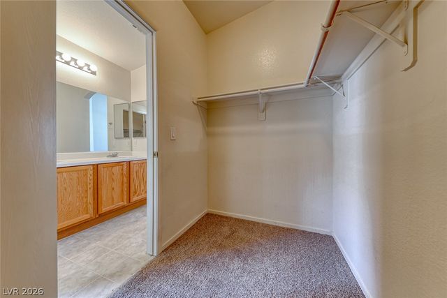 2560 Land Rush Drive, Henderson, NV 89002