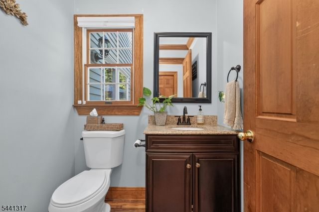 131 Philhower Ave, Califon Boro, NJ 07830