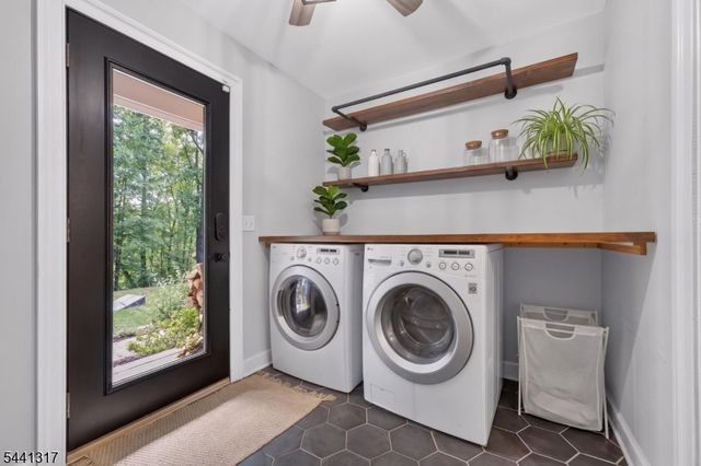 131 Philhower Ave, Califon Boro, NJ 07830