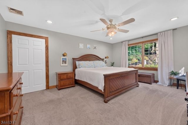 131 Philhower Ave, Califon Boro, NJ 07830