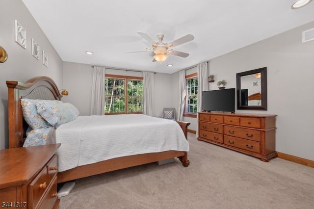 131 Philhower Ave, Califon Boro, NJ 07830