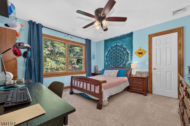 131 Philhower Ave, Califon Boro, NJ 07830