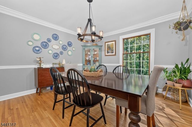 131 Philhower Ave, Califon Boro, NJ 07830