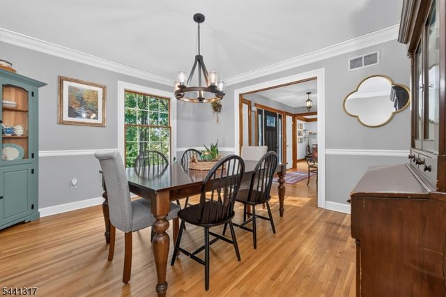 131 Philhower Ave, Califon Boro, NJ 07830