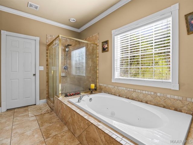 8490 Rockbridge Circle, Montgomery, AL 36116