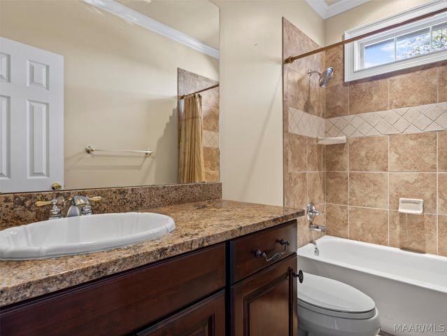 8490 Rockbridge Circle, Montgomery, AL 36116