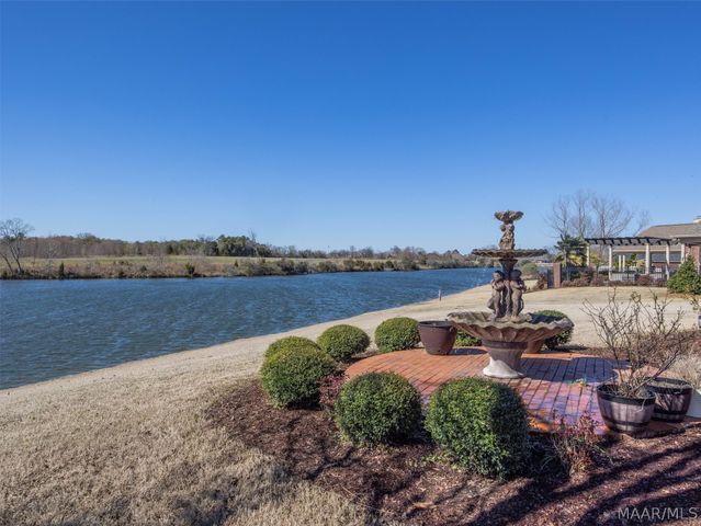 8490 Rockbridge Circle, Montgomery, AL 36116