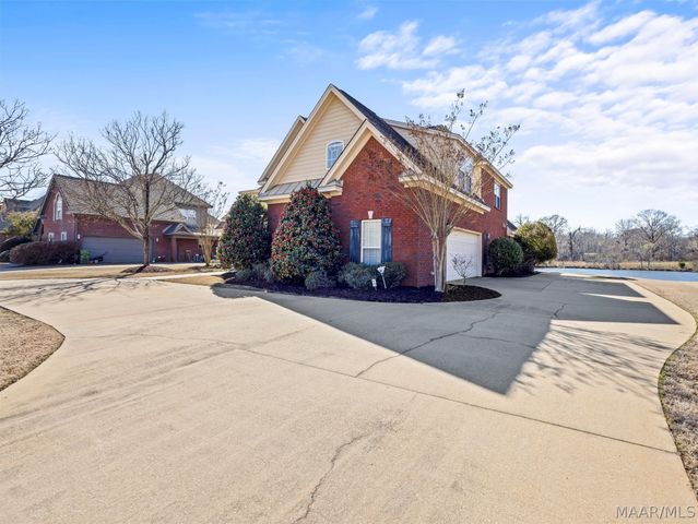 8490 Rockbridge Circle, Montgomery, AL 36116