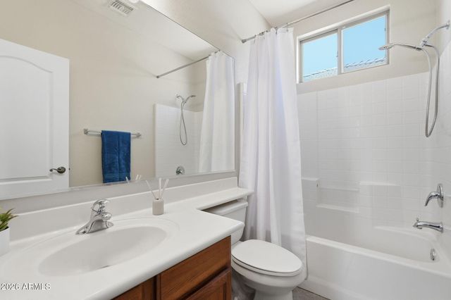 3665 E SUNDANCE Avenue, Gilbert, AZ 85297