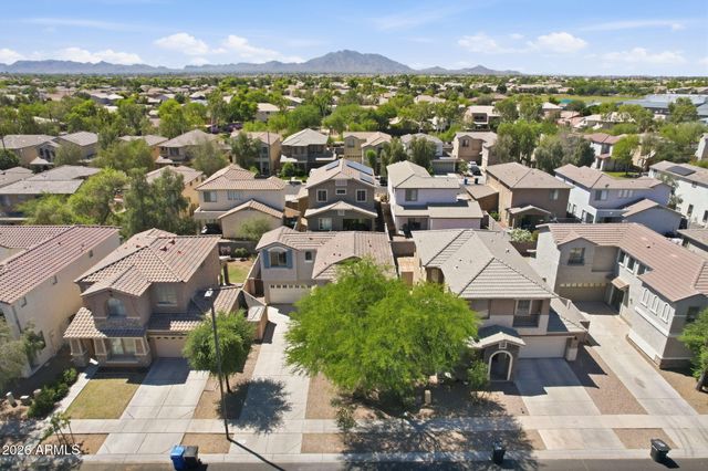 3665 E SUNDANCE Avenue, Gilbert, AZ 85297