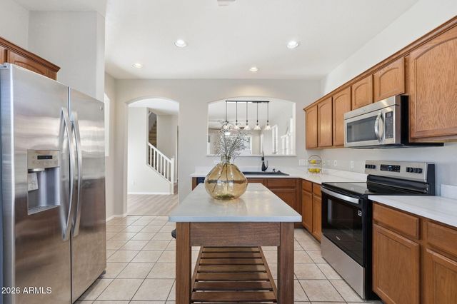 3665 E SUNDANCE Avenue, Gilbert, AZ 85297