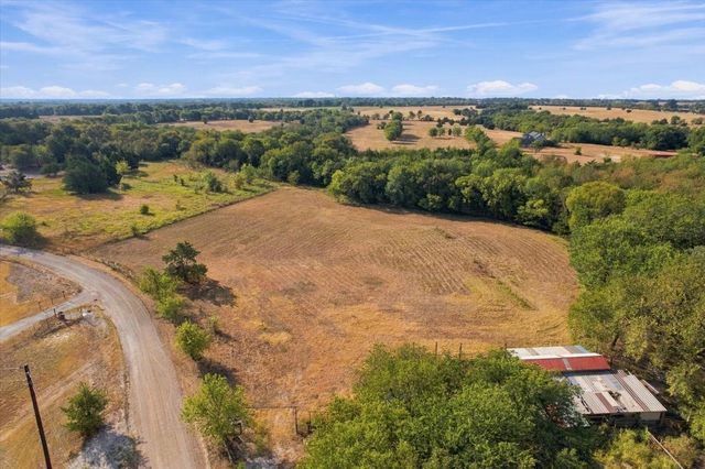 435 County Road 4446, Whitewright, TX 75491