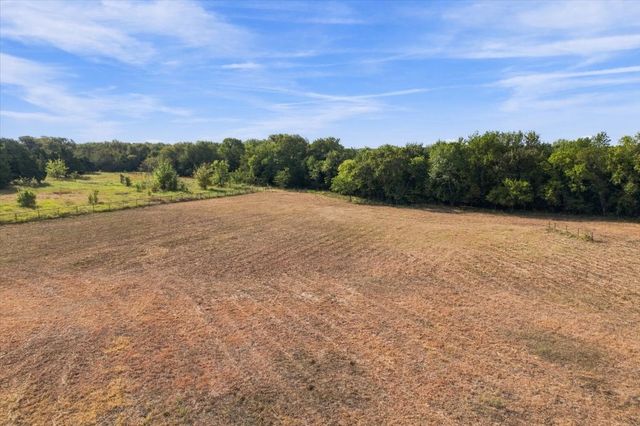435 County Road 4446, Whitewright, TX 75491