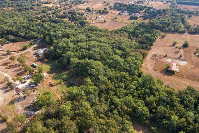 435 County Road 4446, Whitewright, TX 75491