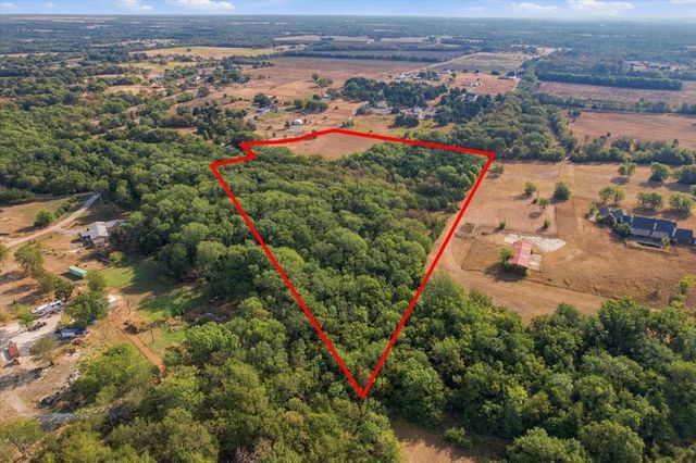 435 County Road 4446, Whitewright, TX 75491