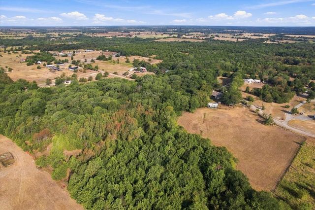 435 County Road 4446, Whitewright, TX 75491