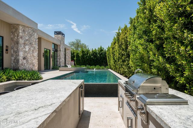 6535 N 40TH Place, Paradise Valley, AZ 85253