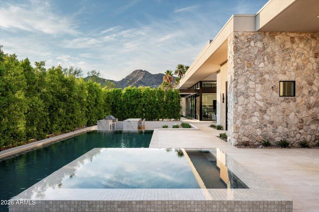 6535 N 40TH Place, Paradise Valley, AZ 85253