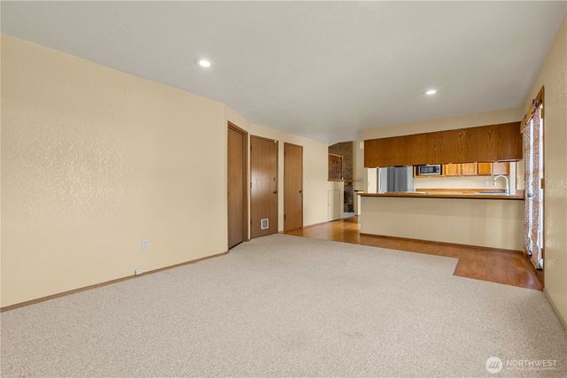 13700 SE 201st Street, Kent, WA 98042