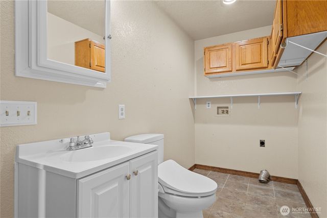 13700 SE 201st Street, Kent, WA 98042