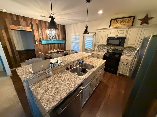 7902 Avenue L, Lubbock, TX 79423