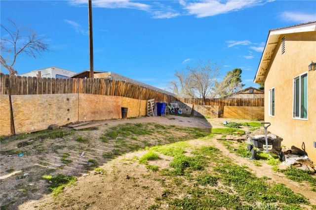 16255 Seneca Road, Victorville, CA 92395