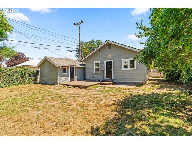 936 CHAMBERS St, Eugene, OR 97402