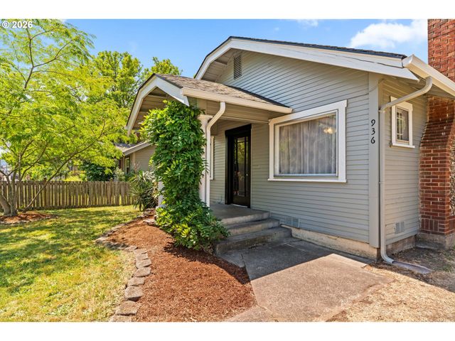 936 CHAMBERS St, Eugene, OR 97402