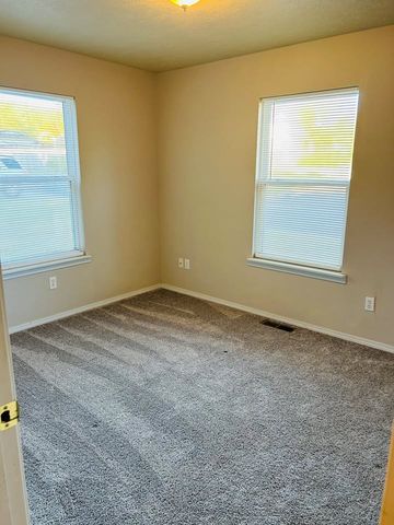 102 Clive Street A&B, Berryville, AR 72616