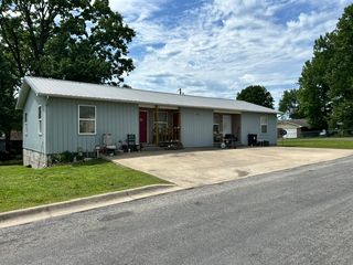 102 Clive Street A&B, Berryville, AR 72616