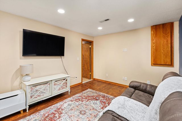 1851 Merle Huff Avenue, Norwalk, IA 50211
