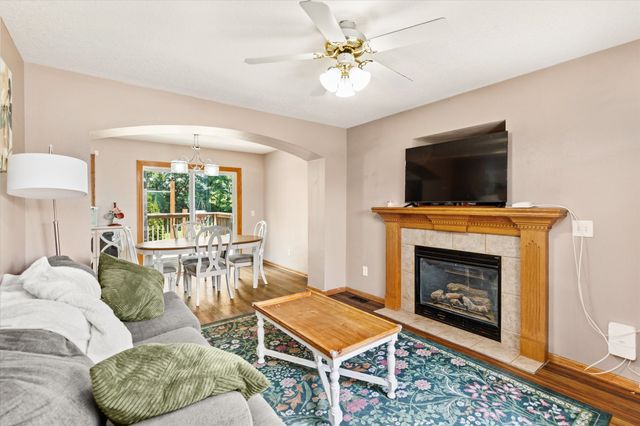 1851 Merle Huff Avenue, Norwalk, IA 50211