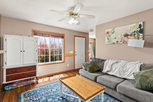 1851 Merle Huff Avenue, Norwalk, IA 50211