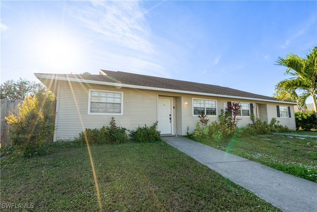 2591 47th TER SW A, Naples, FL 34116