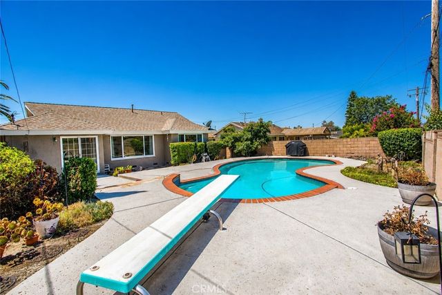 2561 Campbell, La Habra, CA 90631